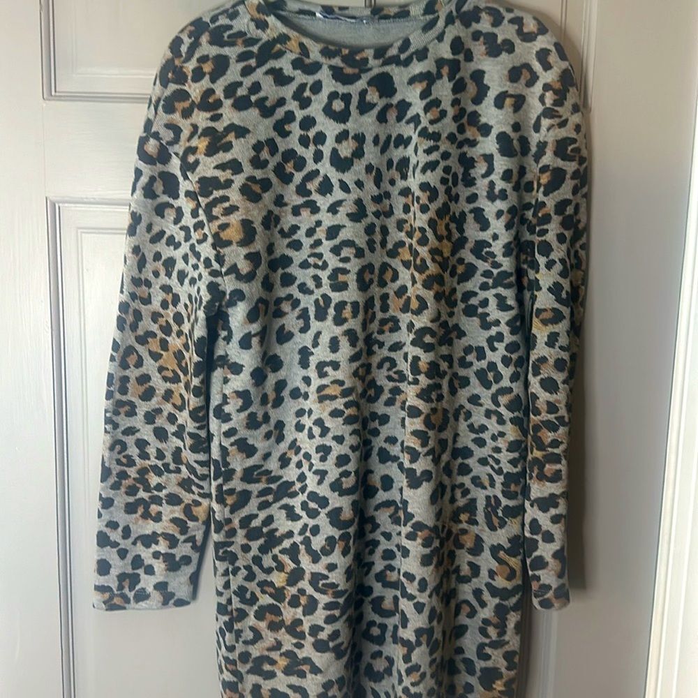 Zara animal print sweater